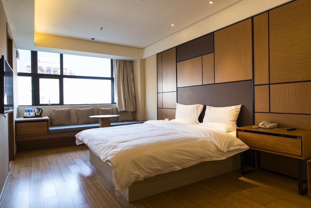 Ji Hotel Kunming Green Lake Branch ภายนอก รูปภาพ