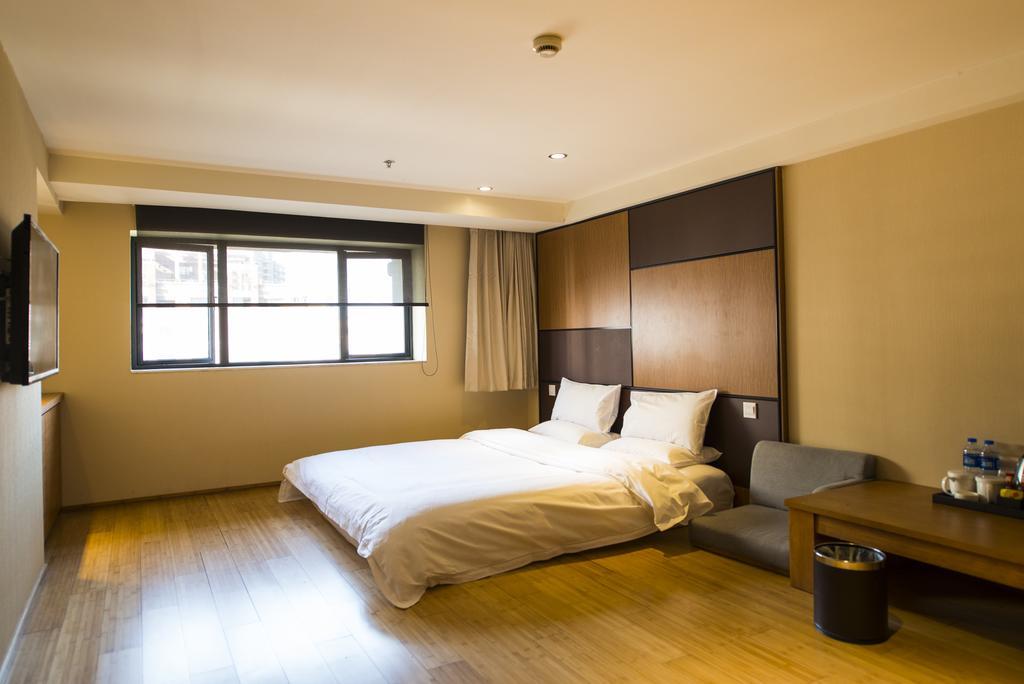 Ji Hotel Kunming Green Lake Branch ภายนอก รูปภาพ