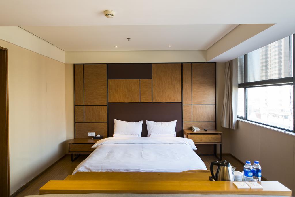 Ji Hotel Kunming Green Lake Branch ภายนอก รูปภาพ