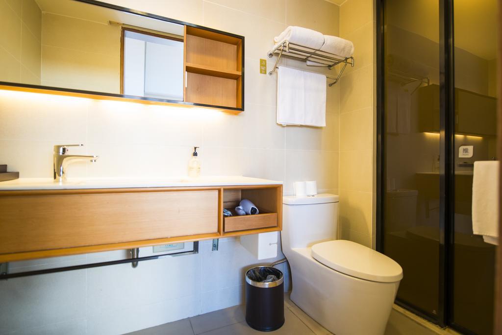 Ji Hotel Kunming Green Lake Branch ภายนอก รูปภาพ